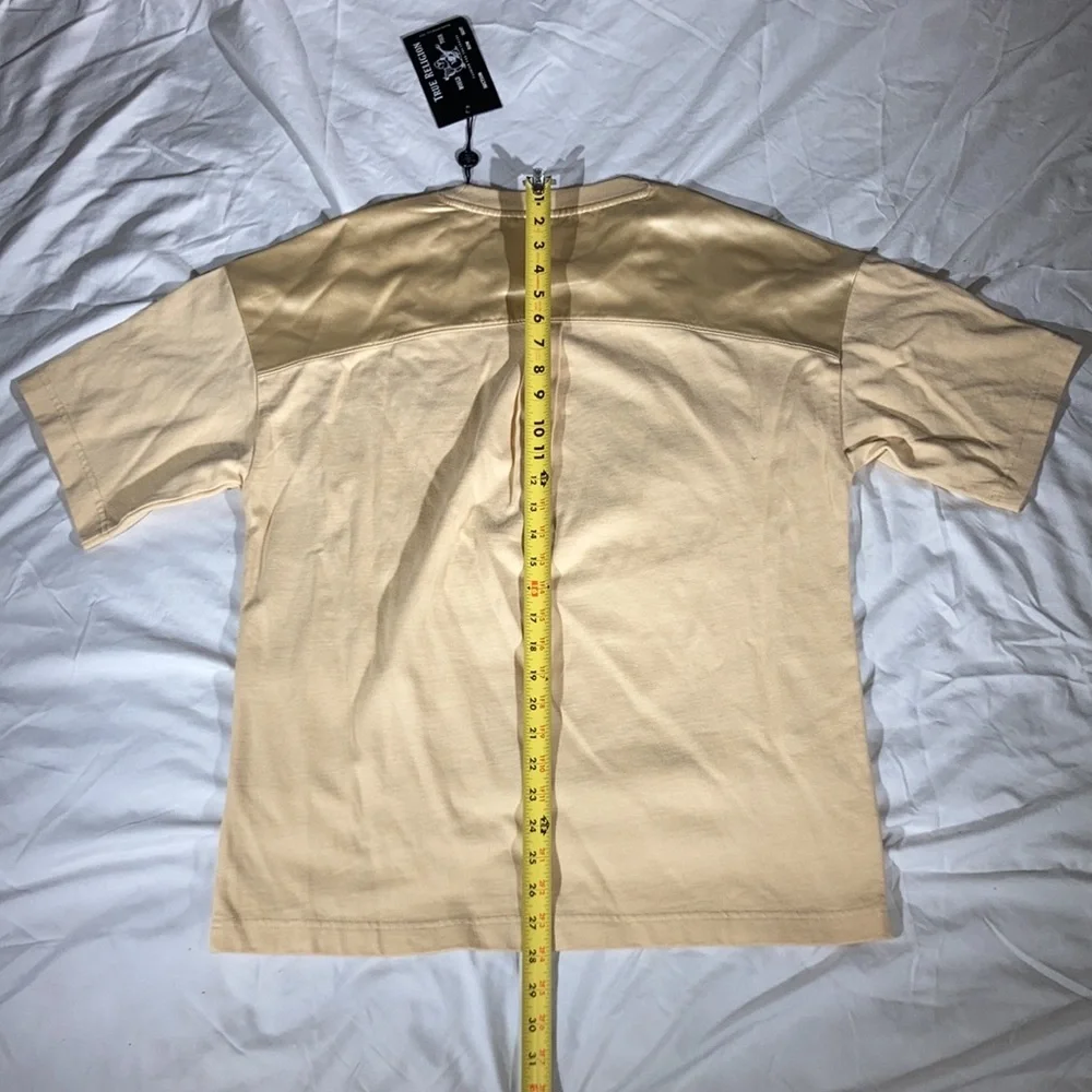 True Religion Mens Beige Satin Shoulders Short Sleeve Crew Neck Shirt